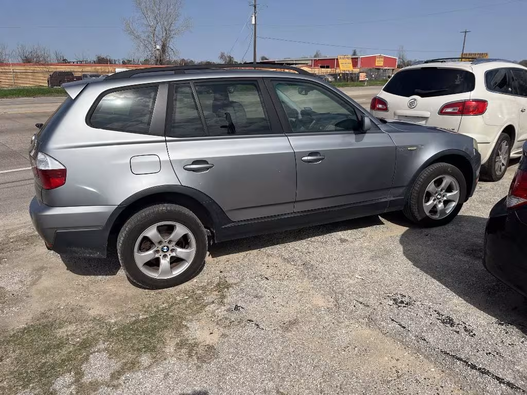 2008 BMW X3 - WBXPC93478WJ02626 - Image #2